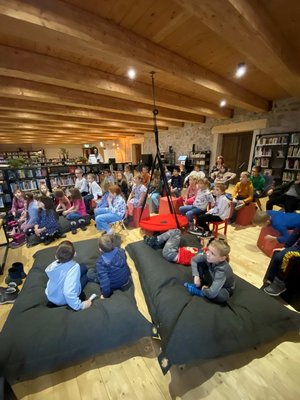 14.12.2023 - Knihovna Velký mlýn, II.A - Album - fotografie 2